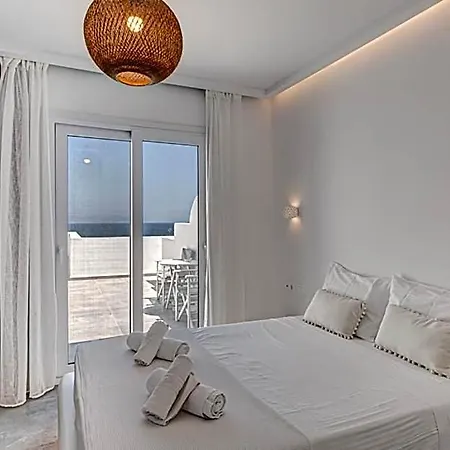 Blue Dolphin Fully Renovated By Rivea Group Hotel